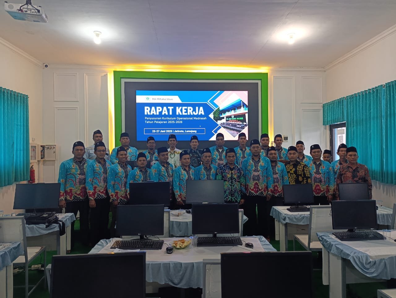 Sinergi Membingkai Masa Depan: Rapat Kerja Penyusunan KOM 2025/2026 Menuju Madrasah Unggul dan Kompetitif